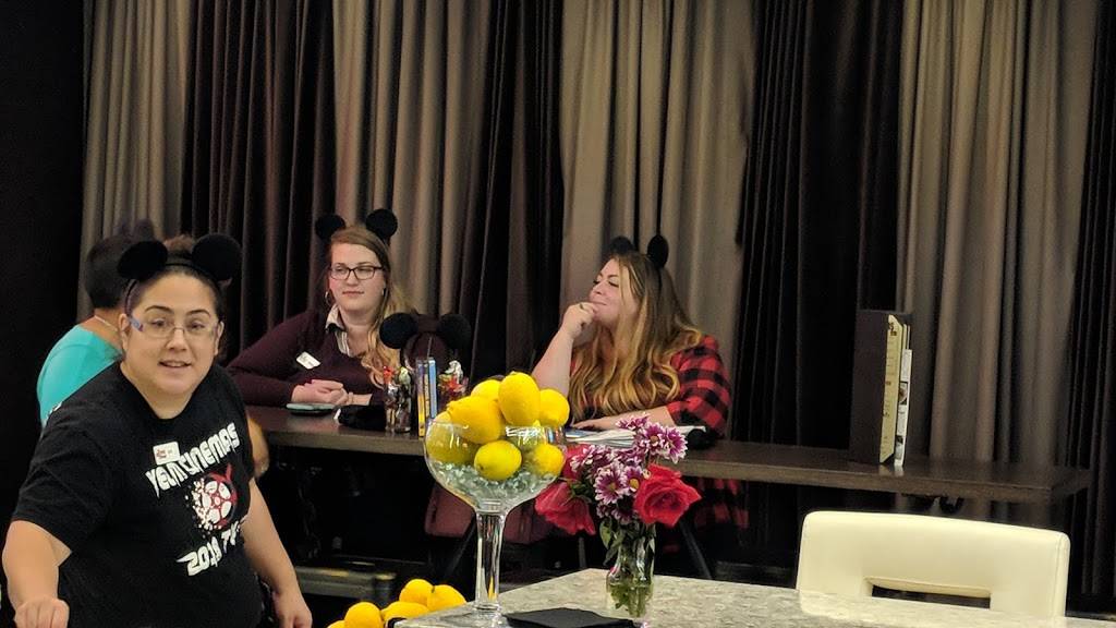 The Uptown Lounge | night club | 201 Prairie Park Ln SE, Yelm, WA 98597, USA | 3604003457 OR +1 360-400-3457