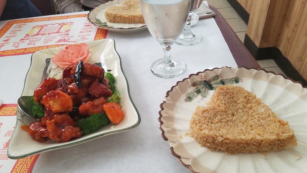 Chen Vuong Thai | restaurant | 2160 Rose Ave, Burlington, CO 80807, USA | 7193466033 OR +1 719-346-6033