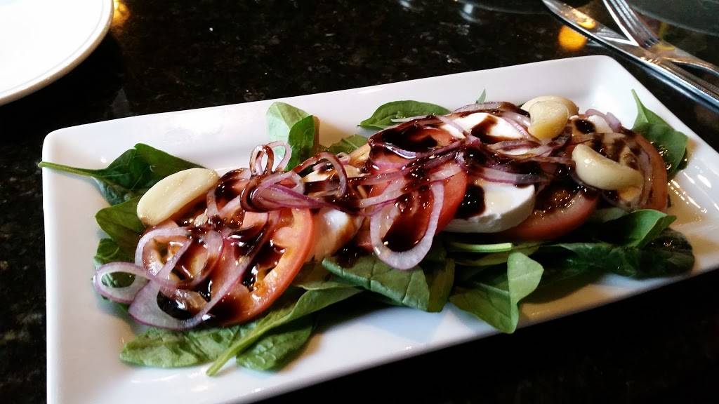 Quattro | restaurant | 22 South St, Hopkinton, MA 01748, USA | 5084354300 OR +1 508-435-4300