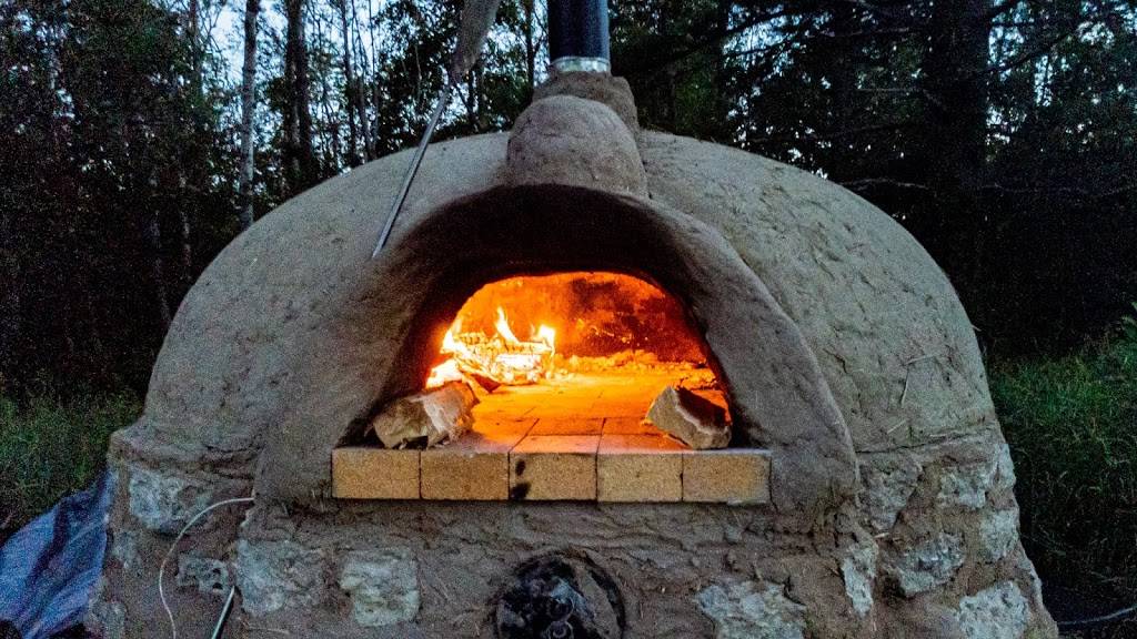 Lukes Place on 131 | restaurant | 790 S Cedar St, Kalkaska, MI 49646, USA | 2312538286 OR +1 231-253-8286