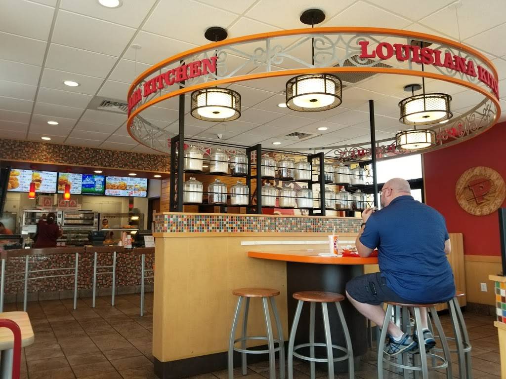 Popeyes Louisiana Kitchen | restaurant | 10551 Big Bend Rd, Riverview, FL 33579, USA | 8136724939 OR +1 813-672-4939