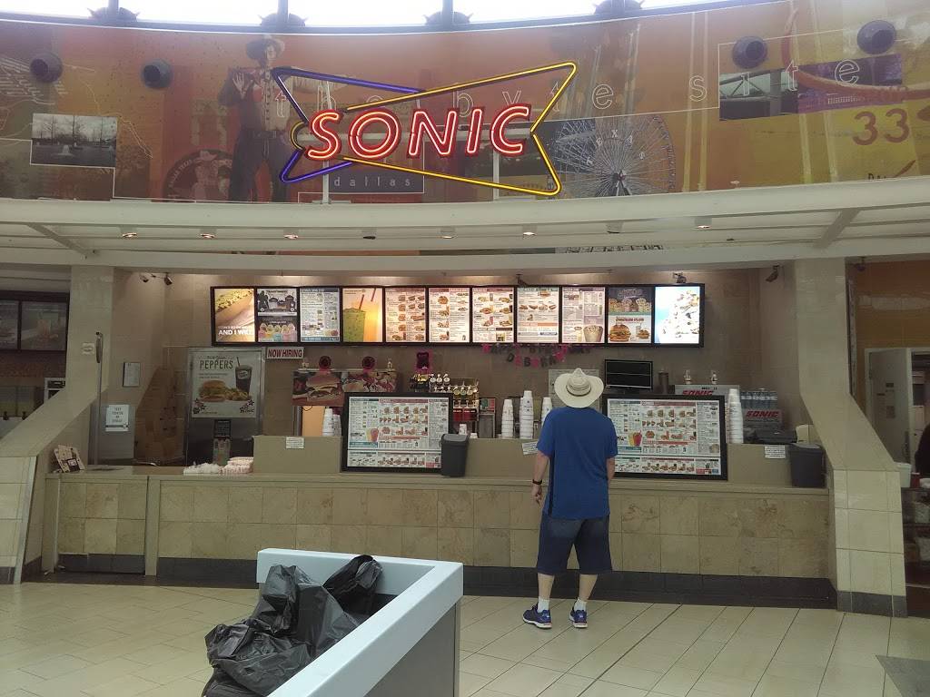 Sonic Drive-In | restaurant | 2601 Preston Rd #2048, Frisco, TX 75034, USA | 4696330057 OR +1 469-633-0057
