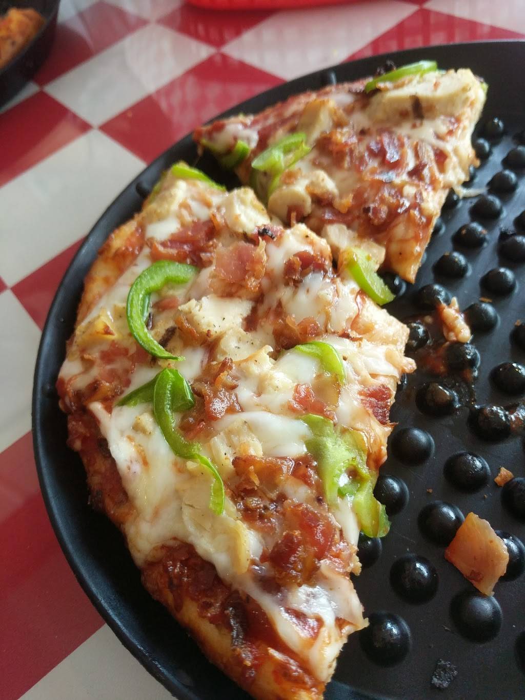 Greeks Pizzeria Zionsville | restaurant | 30 N Main St, Zionsville, IN 46077, USA | 3173442999 OR +1 317-344-2999