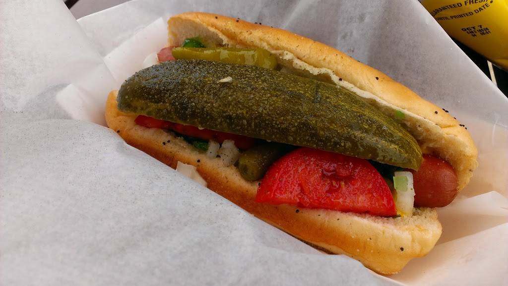 Duffs Doggz | restaurant | 12047 Carmel Mountain Rd, San Diego, CA 92128, USA | 8584851717 OR +1 858-485-1717