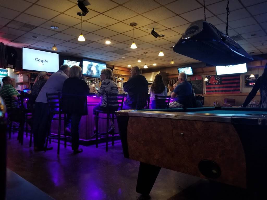 Difillipos Brick Yard Bar & Grill | restaurant | 163 Blossom St, Lynn, MA 01902, USA | 7815959468 OR +1 781-595-9468