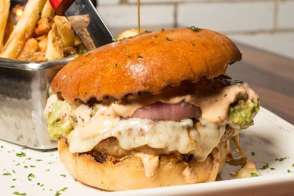 Angry Pig Tavern | restaurant | 2039 W North Ave, Chicago, IL 60647, USA | 7736879795 OR +1 773-687-9795