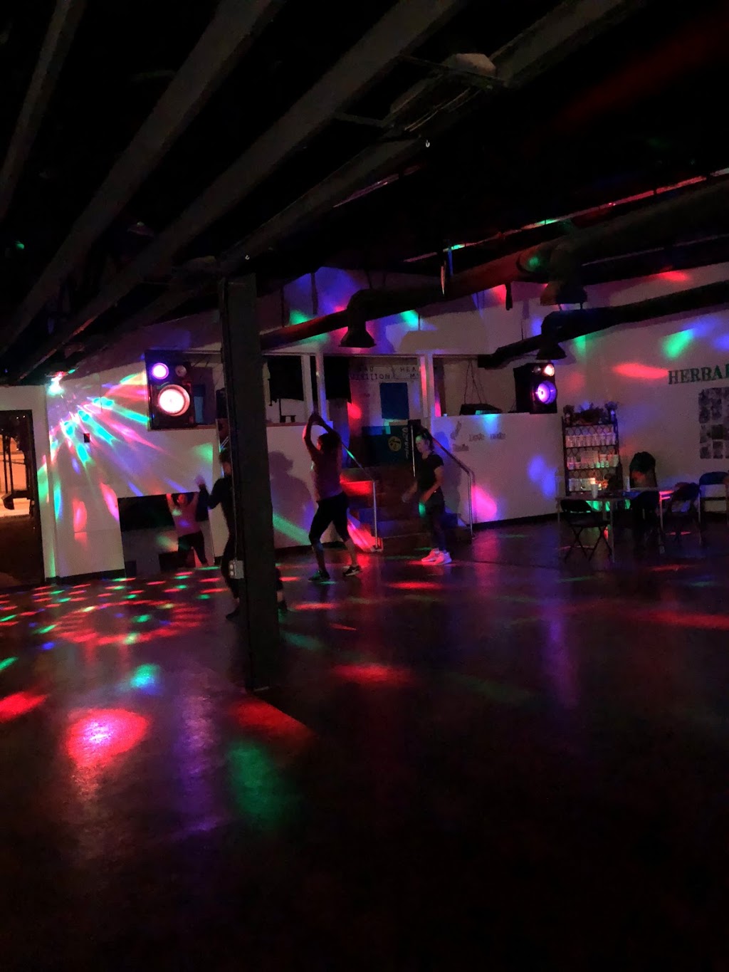 Dad Nutrition | restaurant | 604 E 2nd St, Portales, NM 88130, USA | 5752192913 OR +1 575-219-2913