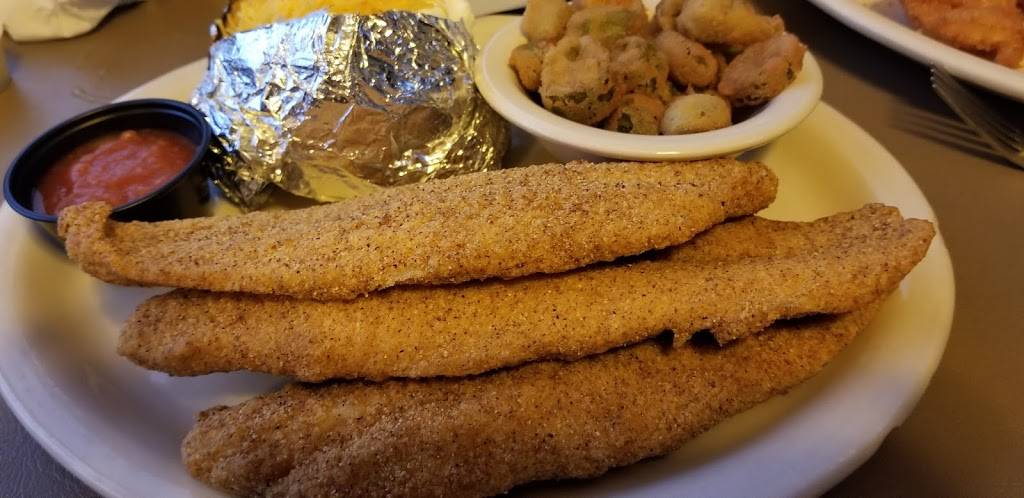 Catfish & Co | restaurant | 900 Airport Fwy #110, Hurst, TX 76054, USA | 8175813912 OR +1 817-581-3912