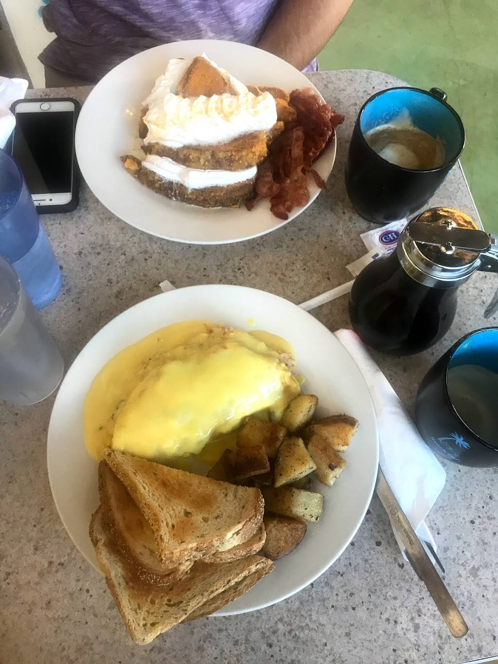 Beach Cafe | restaurant | 7750 S Jones Blvd, Las Vegas, NV 89139, USA | 7028985200 OR +1 702-898-5200