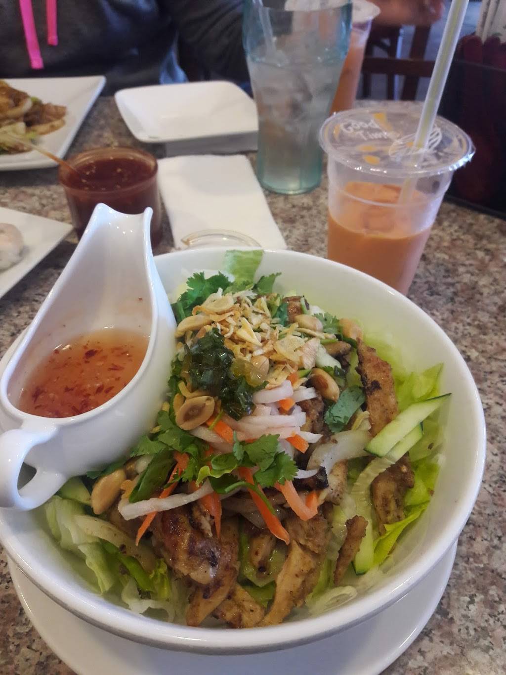 Mr. Noodles | restaurant | 1176 S Main St, Salinas, CA 93901, USA | 8312723024 OR +1 831-272-3024