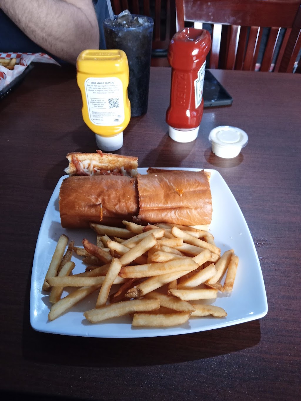 Whiskey Tango Foxtrot Restaurant Bar & Grill | restaurant | 6346 Bridgehead Rd, Oakley, CA 94561, USA | 9256585600 OR +1 925-658-5600