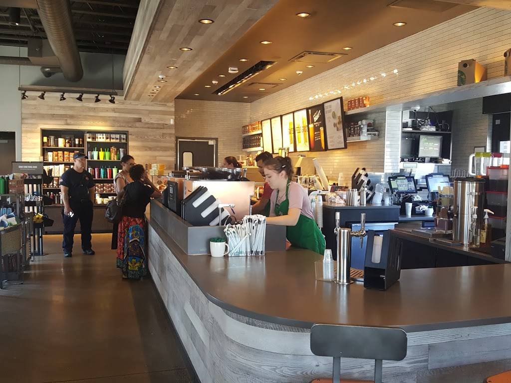 Starbucks | cafe | 871 Washington St, Middletown, CT 06457, USA | 4754140822 OR +1 475-414-0822