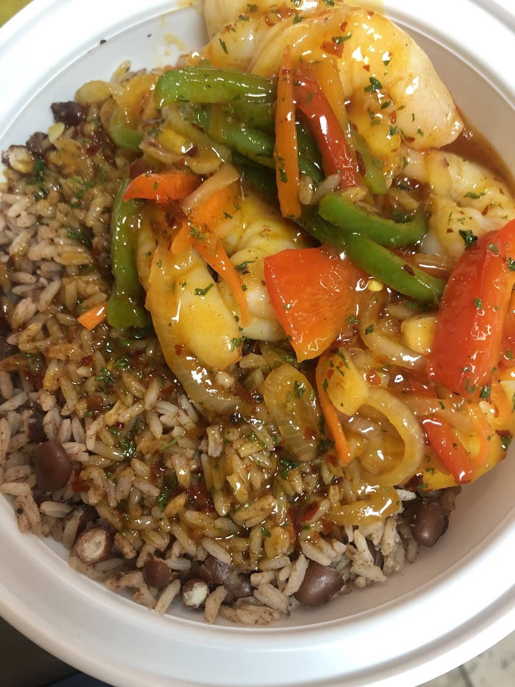 Blaze Jamaican Restaurant | restaurant | 3 Corson Ave, Staten Island, NY 10301, USA | 9294642330 OR +1 929-464-2330