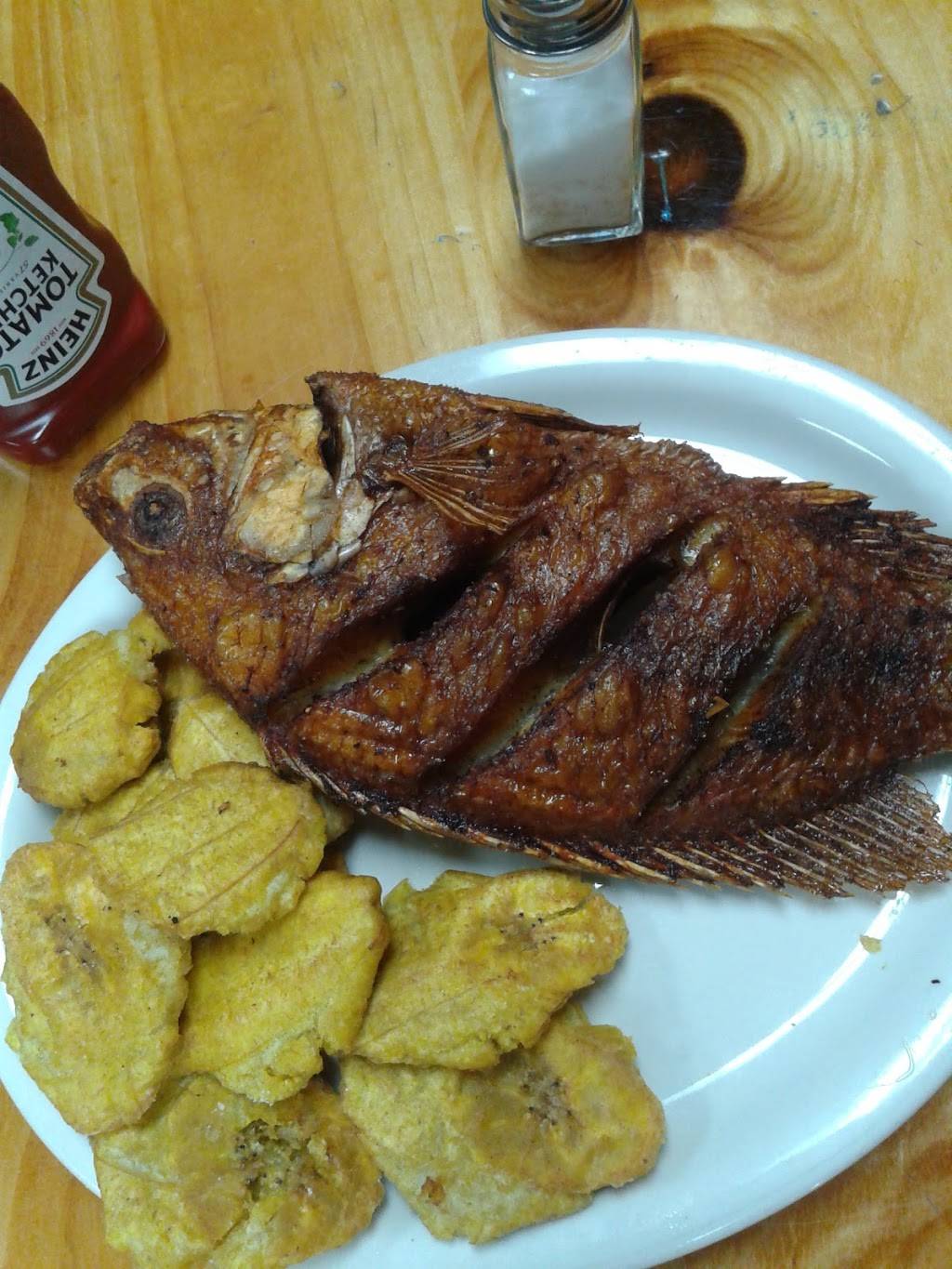 Panchis Latin Food | restaurant | 363 Rivet St, New Bedford, MA 02744, USA | 7742023925 OR +1 774-202-3925