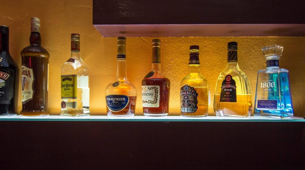 saffron | restaurant | 29200 Orchard Lake Rd, Farmington Hills, MI 48334, USA | 2486262982 OR +1 248-626-2982