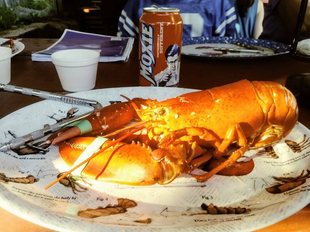 Scarborough Fish & Lobster | restaurant | 697 US-1, Scarborough, ME 04074, USA | 2078835398 OR +1 207-883-5398