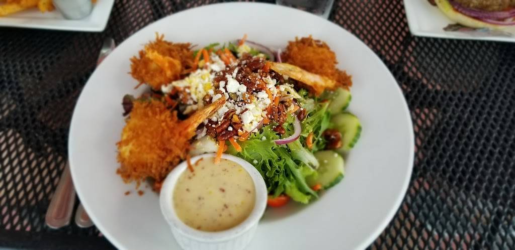 Dixies On Grand | restaurant | 695 Grand Ave, St Paul, MN 55105, USA | 6512227345 OR +1 651-222-7345