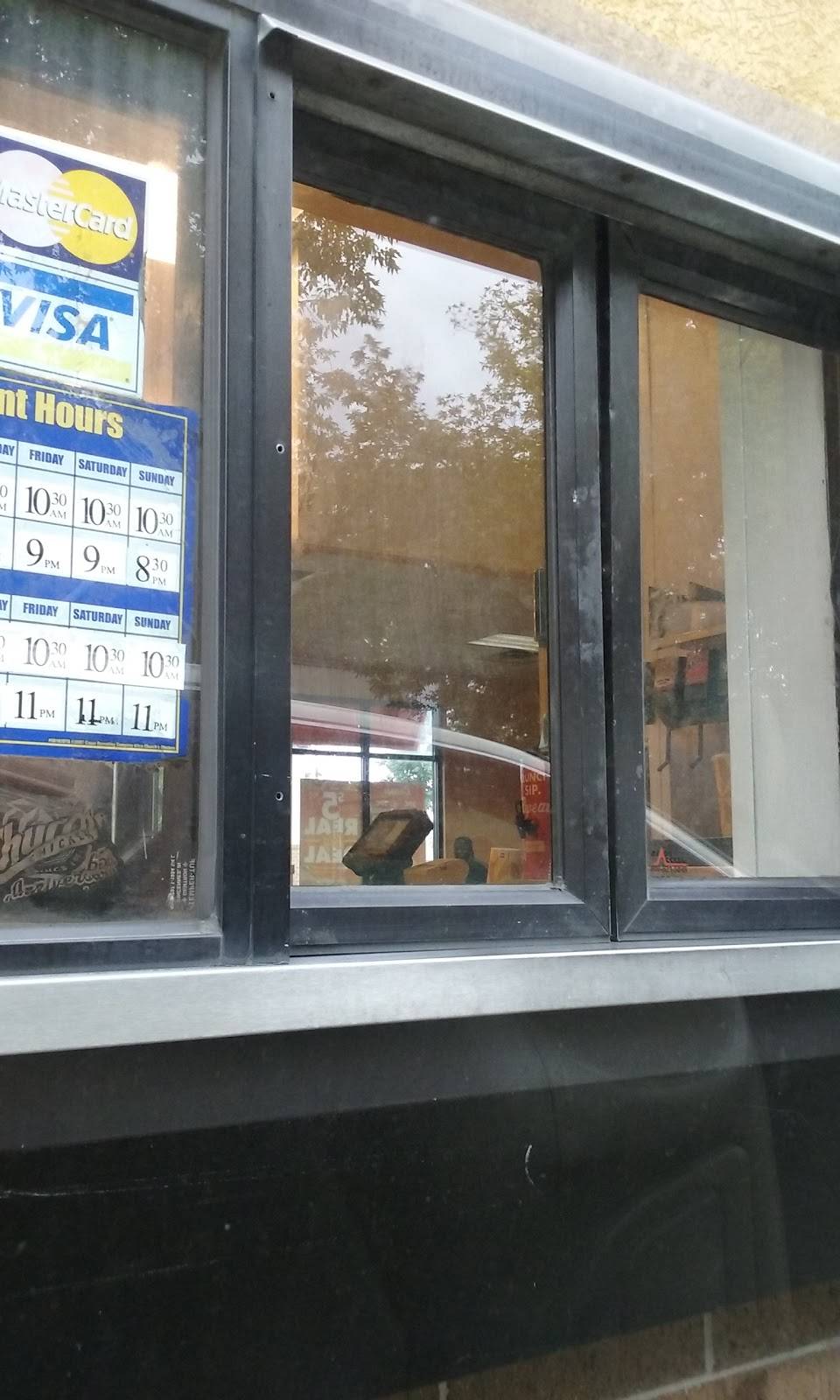 Churchs Chicken | restaurant | 242 E Capitol Dr, Milwaukee, WI 53212, USA | 4149612512 OR +1 414-961-2512