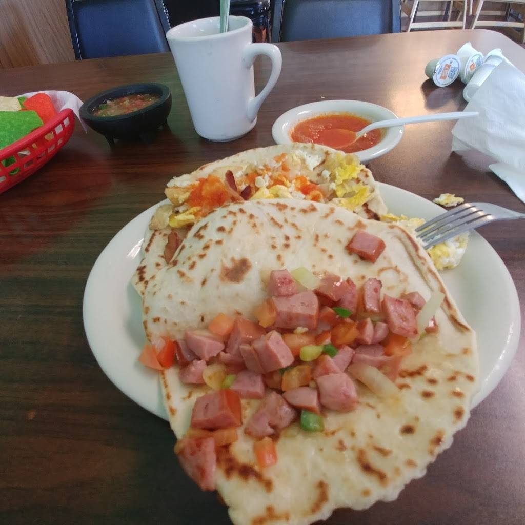 Torresitas Mexican Restaurant | restaurant | 3546 Culebra Rd, San Antonio, TX 78228, USA | 2104349928 OR +1 210-434-9928