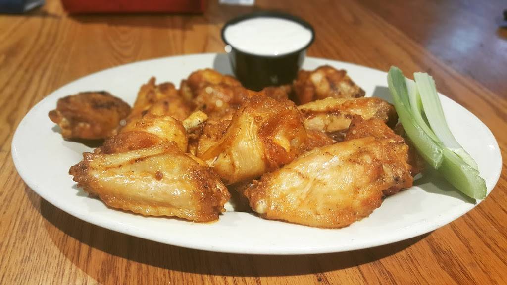 Tanners Bar and Grill | restaurant | 1202 S 119th St, Omaha, NE 68144, USA | 4026147923 OR +1 402-614-7923