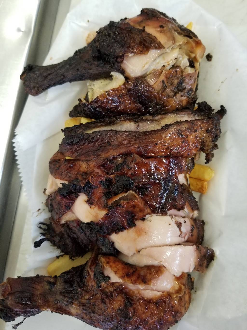 T Ts Barbecue | restaurant | 436 South Western Avenue, Peoria, IL 61605, USA | 3097506392 OR +1 309-750-6392