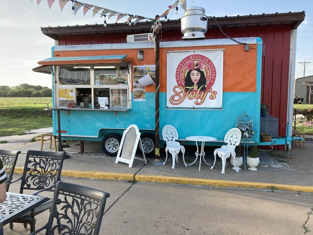 Yolys Tacos y Más Inc | restaurant | 1024 W Madison Ave, Arkansas City, KS 67005, USA | 6205067985 OR +1 620-506-7985