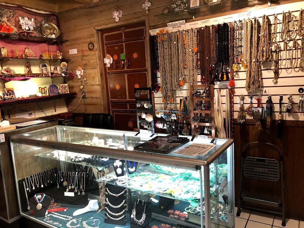 Govindas Natural Foods Buffet | restaurant | 711 E Blacklidge Dr, Tucson, AZ 85719, USA | 5207920630 OR +1 520-792-0630