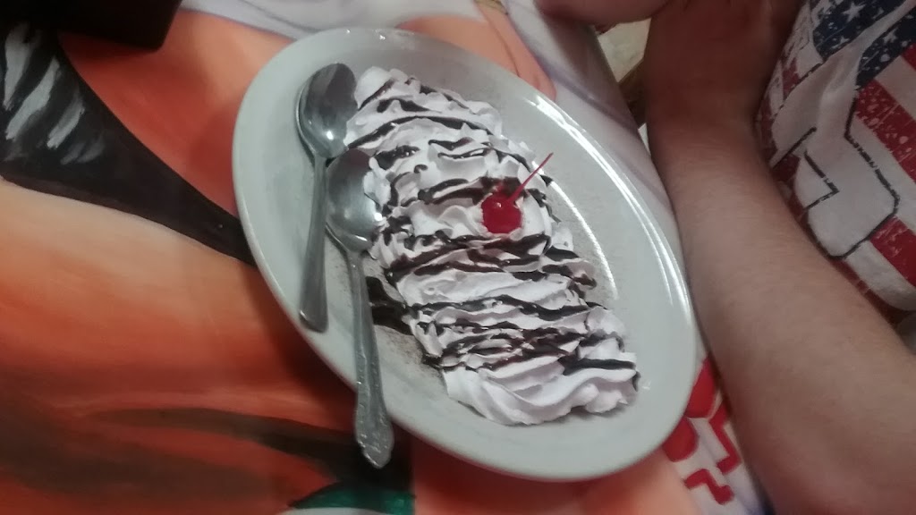 EL Dos De Oros | restaurant | 201 E Sycamore St, Ness City, KS 67560, USA | 7857982666 OR +1 785-798-2666