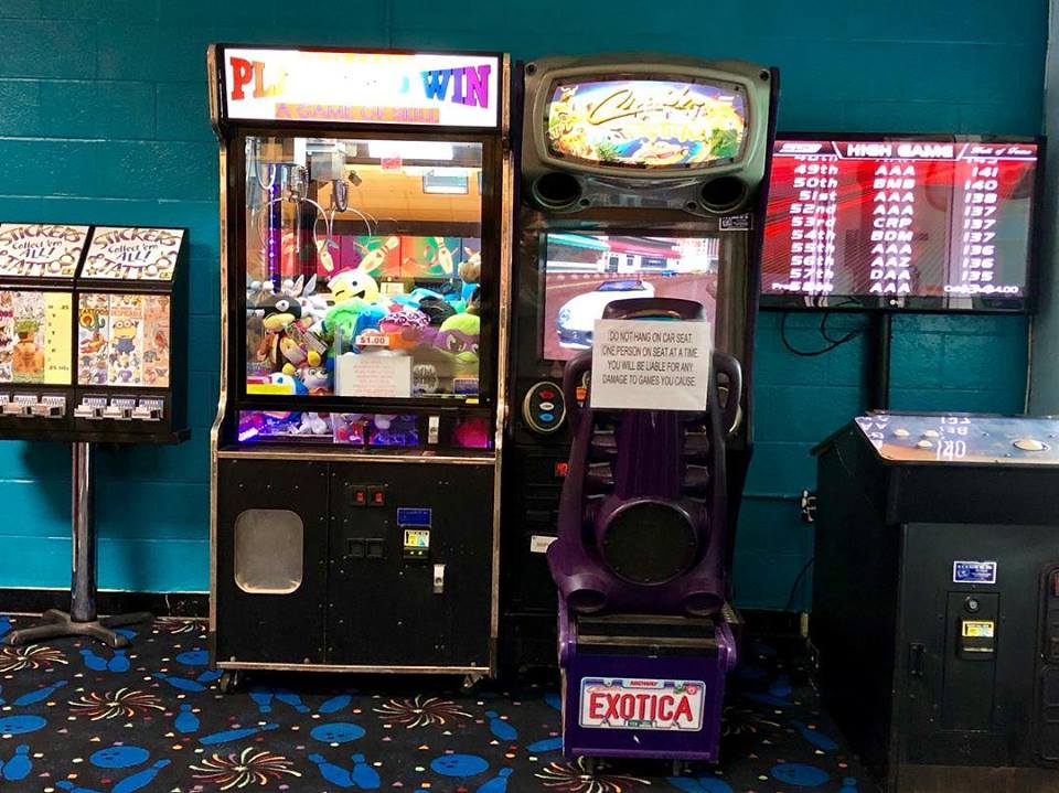 Bole Mor Lanes | meal takeaway | 102 7th Ave SE, Pipestone, MN 56164, USA | 5075622531 OR +1 507-562-2531