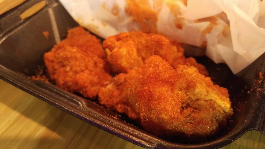 Wings over New Bedford | restaurant | 972 Kempton St, New Bedford, MA 02740, USA | 5089999464 OR +1 508-999-9464