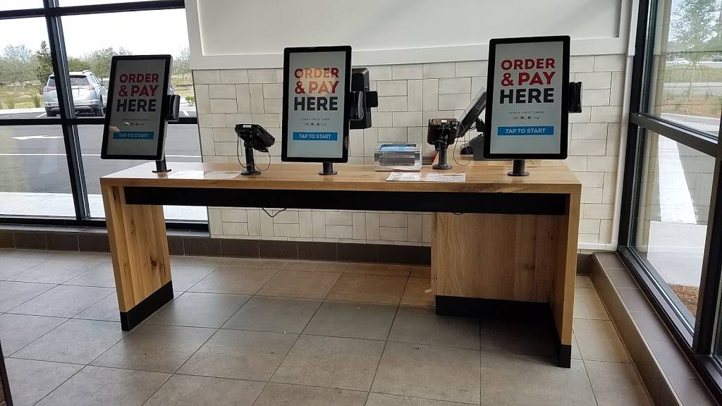 Wendys | restaurant | 2260 International Golf Pkwy, St. Augustine, FL 32095, USA | 9042651844 OR +1 904-265-1844