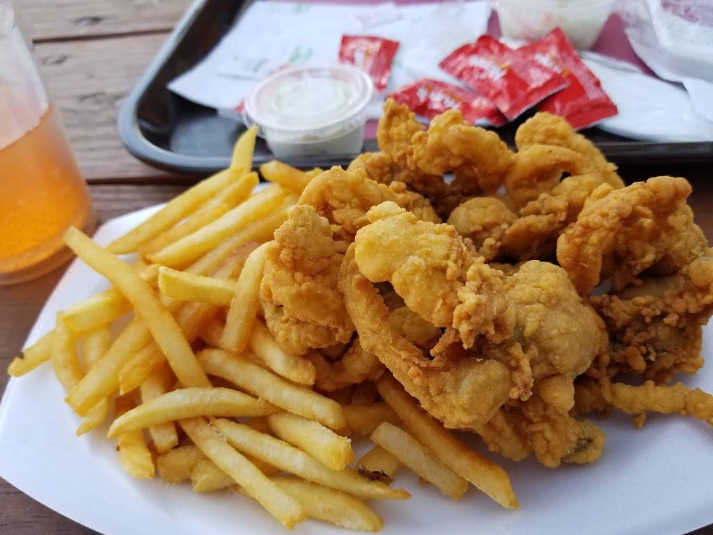 Barlows Clam Shack | restaurant | 856 Scenic Hwy, Bourne, MA 02532, USA | 5082728749 OR +1 508-272-8749