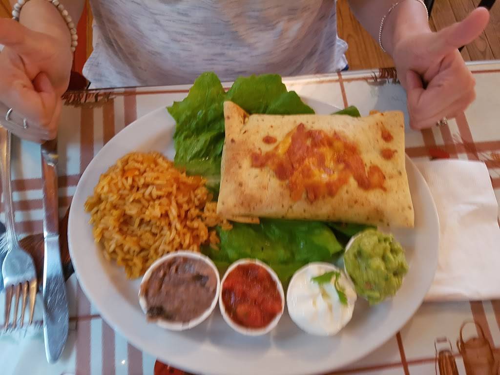 Casa La Piñata | restaurant | 24 Route de Rawdon, Saint-Alphonse-Rodriguez, QC J0K 1W0, Canada | 4508831544 OR +1 450-883-1544