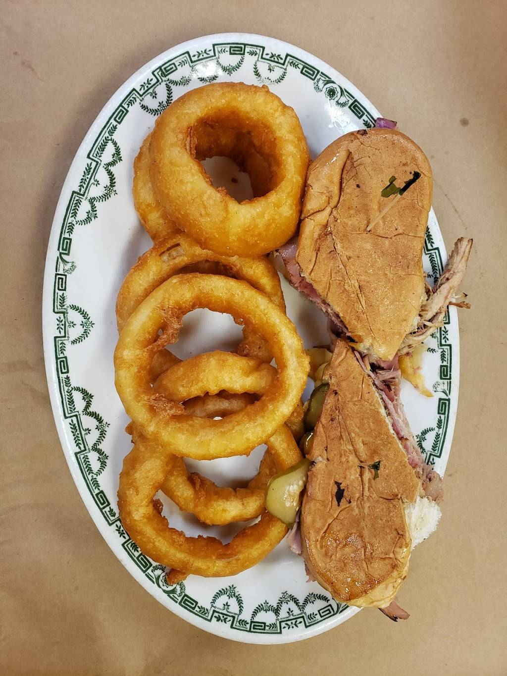 Foxfire Fixins | restaurant | 7200 River Rd, Marine City, MI 48039, USA | 8107659255 OR +1 810-765-9255