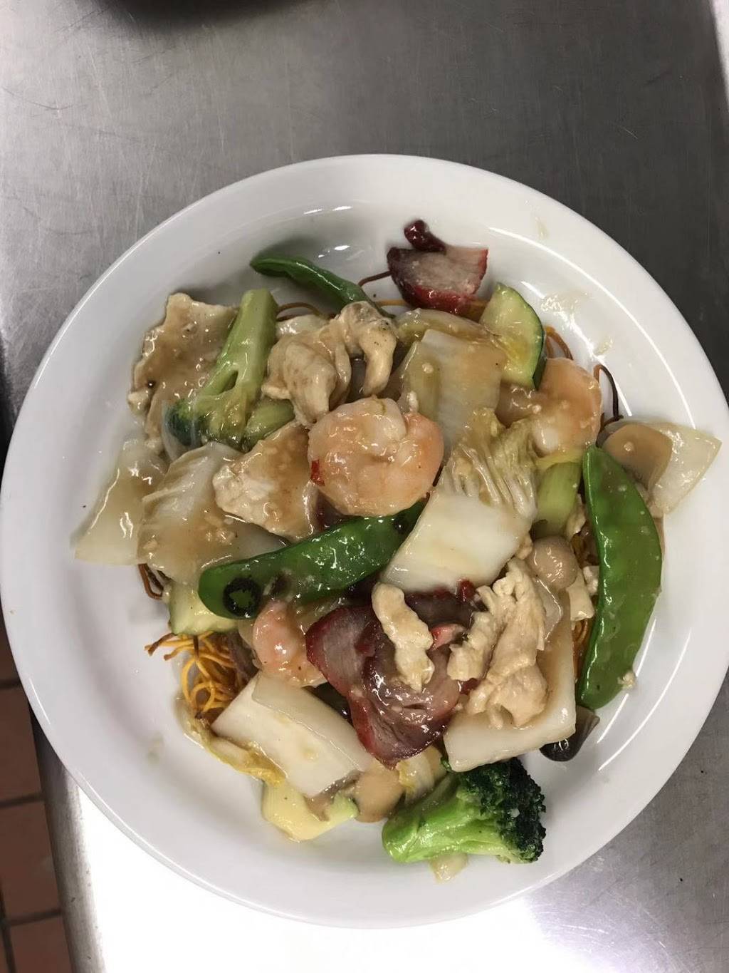 New China Restaurant | restaurant | 186 Coalinga Plaza, Coalinga, CA 93210, USA | 5599350779 OR +1 559-935-0779