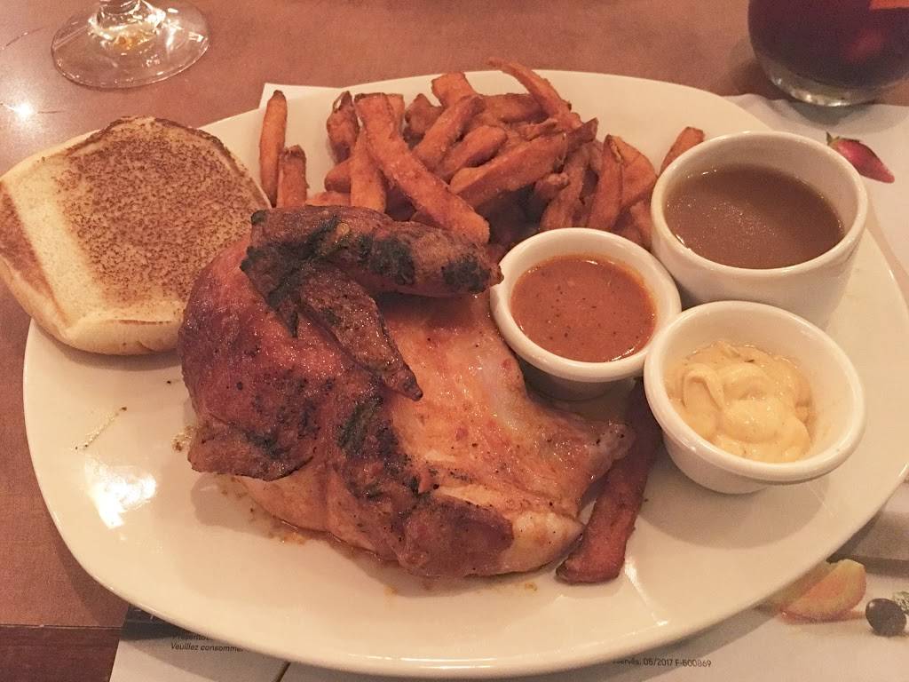 St-Hubert Express | restaurant | 2772 Ch Ste-Foy, Québec, QC G1V 1V7, Canada | 4186581234 OR +1 418-658-1234