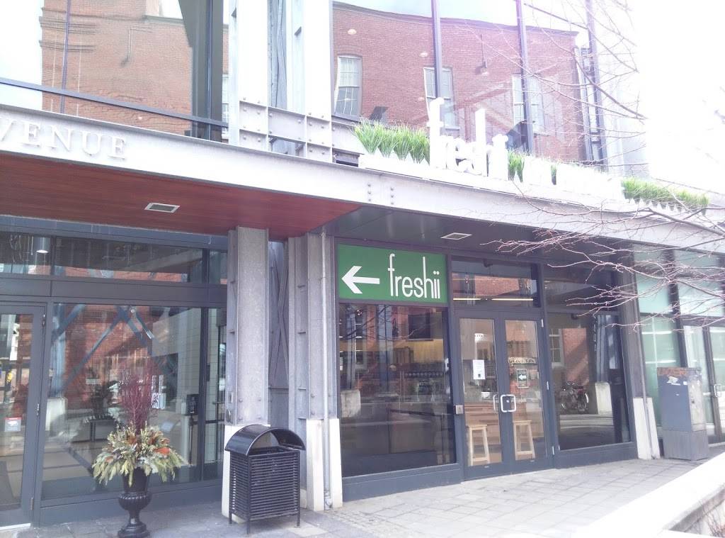 Freshii | restaurant | 85 Hanna Ave #104a, Toronto, ON M6K 3S3, Canada | 4165160100 OR +1 416-516-0100