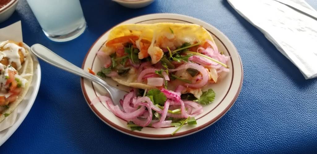 Roccos | restaurant | Avenida del Pacífico Loc 321, Playas, de Tijuana, 22500 Tijuana, B.C., Mexico | 016646300766 OR +52 664 630 0766