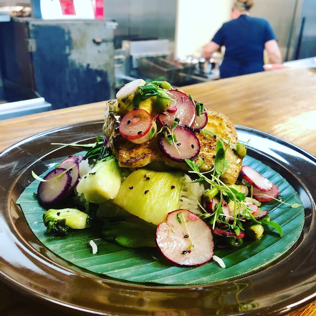 SALT FISH RESTAURANT AND BAR | restaurant | 718 N Lake Park Blvd, Carolina Beach, NC 28428, USA | 9107071225 OR +1 910-707-1225