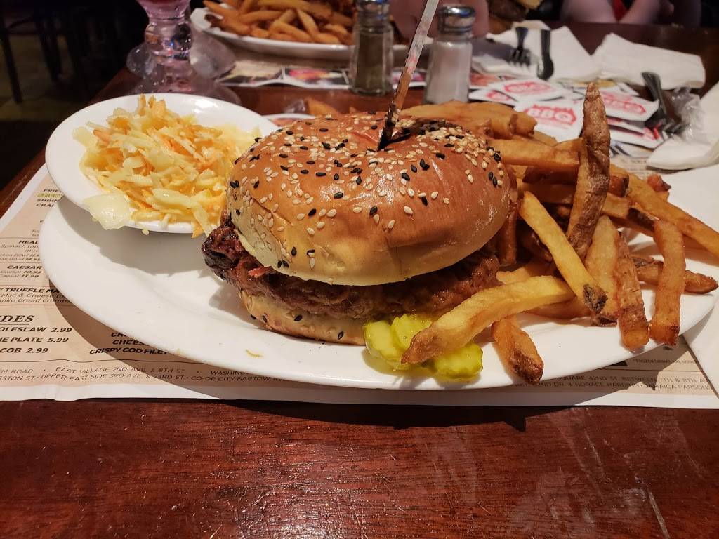 Dallas BBQ | meal takeaway | 180 Livingston St, Brooklyn, NY 11201, USA | 7186435700 OR +1 718-643-5700