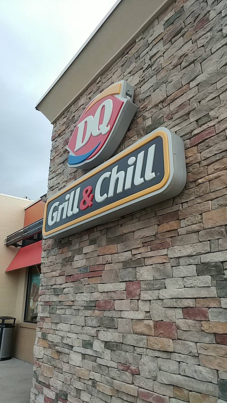 Dairy Queen Grill & Chill | restaurant | 810 Edwardsville Rd, Troy, IL 62294, USA | 6186673868 OR +1 618-667-3868