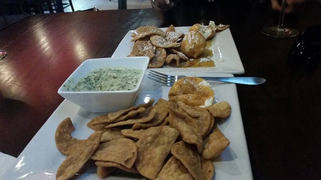 Fairways | restaurant | 3706 Teays Valley Road, Hurricane, WV 25526, USA | 3047575540 OR +1 304-757-5540