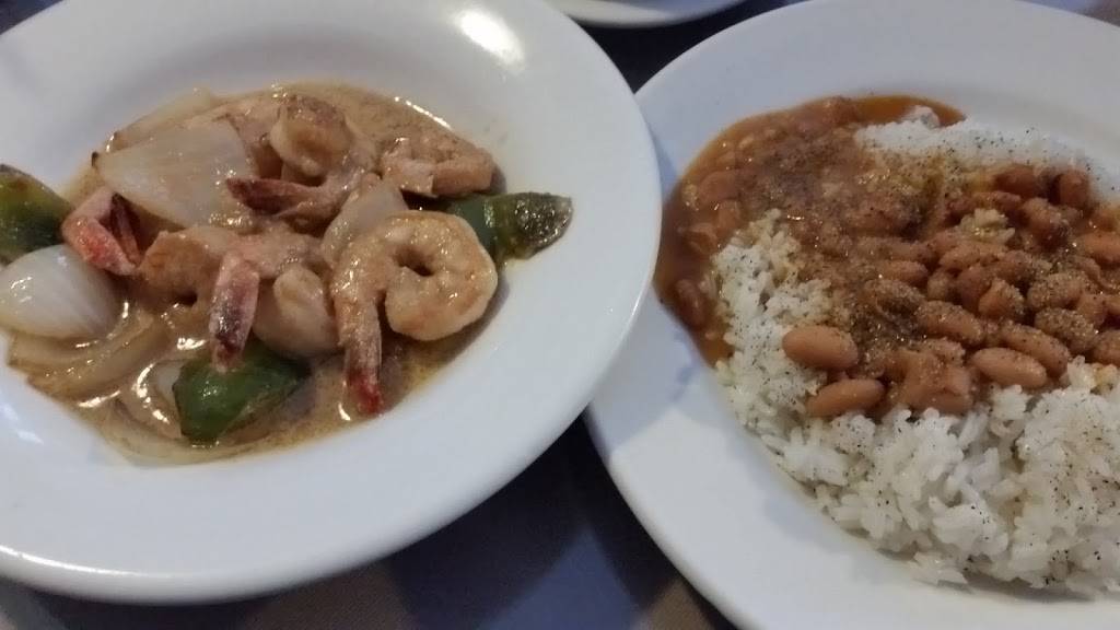 El Punto Familiar Restaurant | restaurant | 1903 Denny Ave, Pascagoula, MS 39567, USA | 2282054360 OR +1 228-205-4360