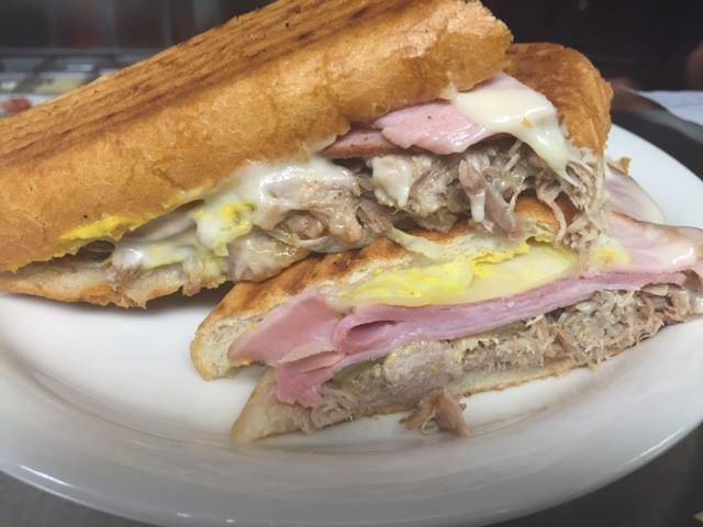 Fat Spoon Cafe | restaurant | 71170 LA-21, Covington, LA 70433, USA | 9858886877 OR +1 985-888-6877