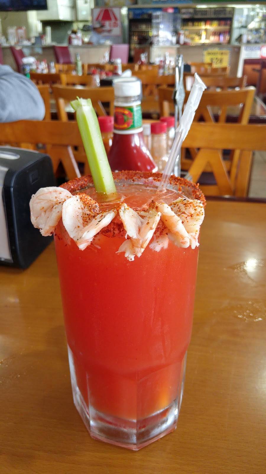 Mariscos El Nayarita | restaurant | 1922 E Lake Ave, Watsonville, CA 95076, USA | 8317631910 OR +1 831-763-1910