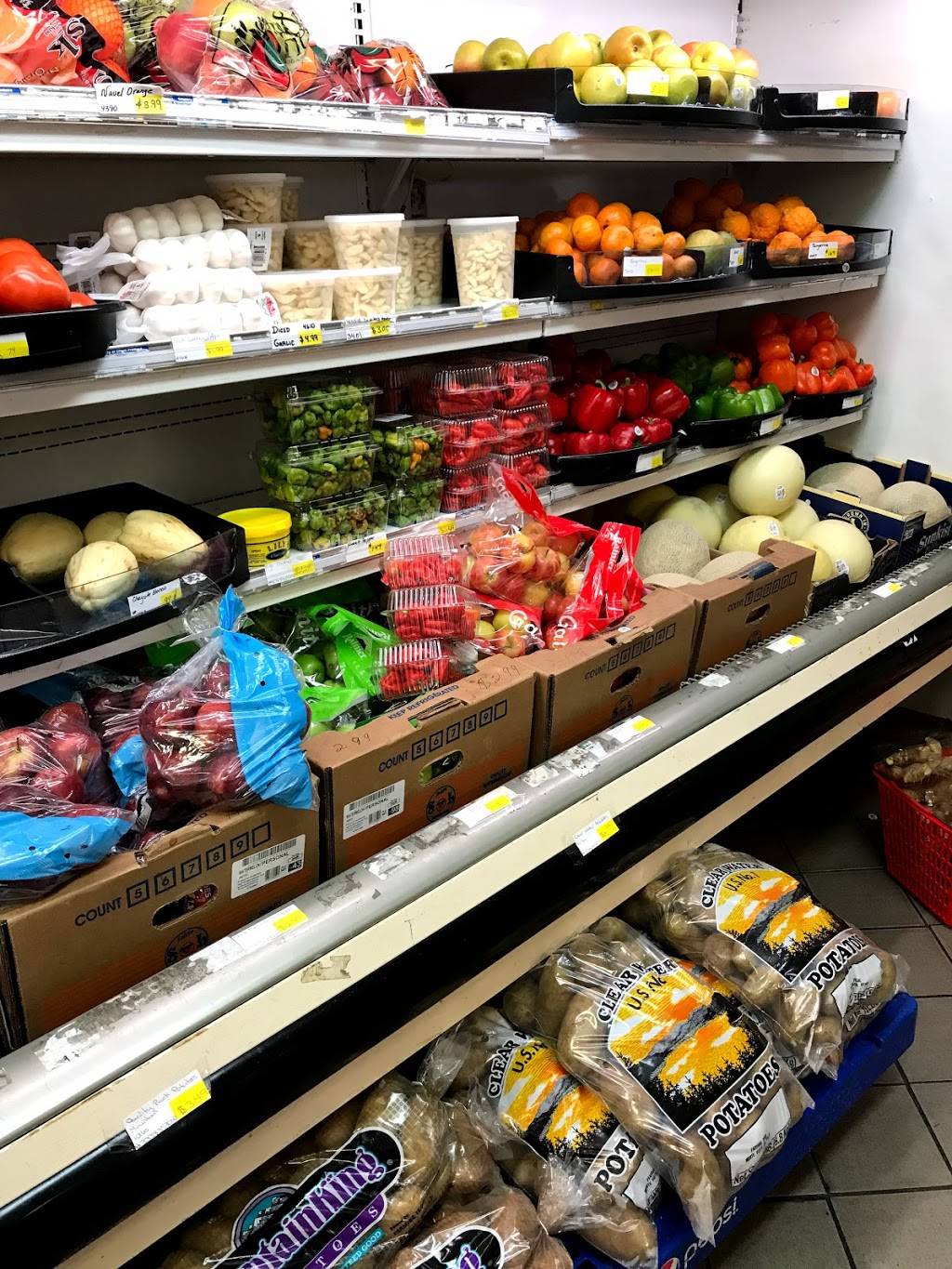 Killeen Nutritional Center (la Tiendita) | restaurant | 102 E Avenue D, Killeen, TX 76541, USA | 2546340022 OR +1 254-634-0022