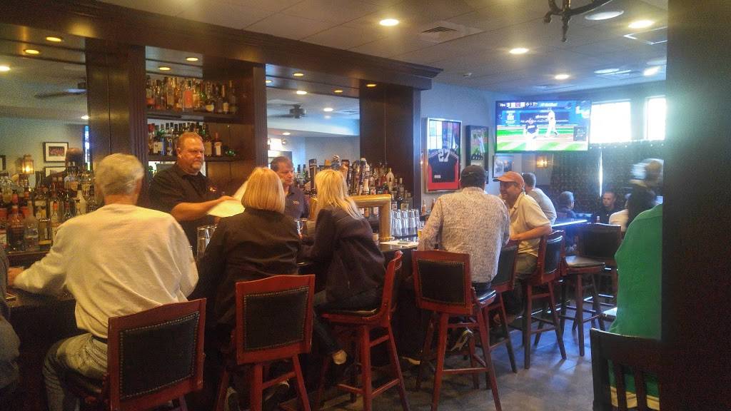 Three Cod Tavern | restaurant | 141 Pleasant St, Marblehead, MA 01945, USA | 7816393263 OR +1 781-639-3263