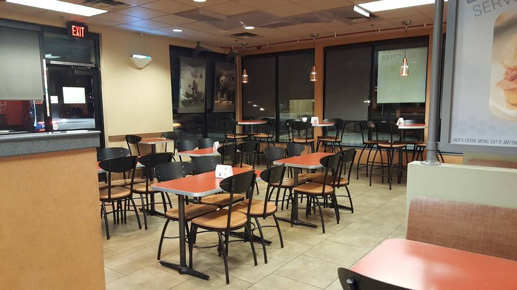 Jack in the Box | restaurant | 6120 S 35th Ave, Phoenix, AZ 85041, USA | 6022763653 OR +1 602-276-3653