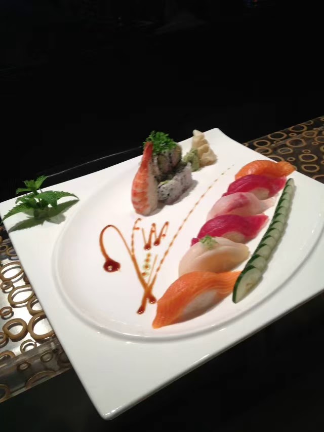 Sushiya Poke | restaurant | 1418 W Girard Ave, Philadelphia, PA 19130, USA | 2152365800 OR +1 215-236-5800