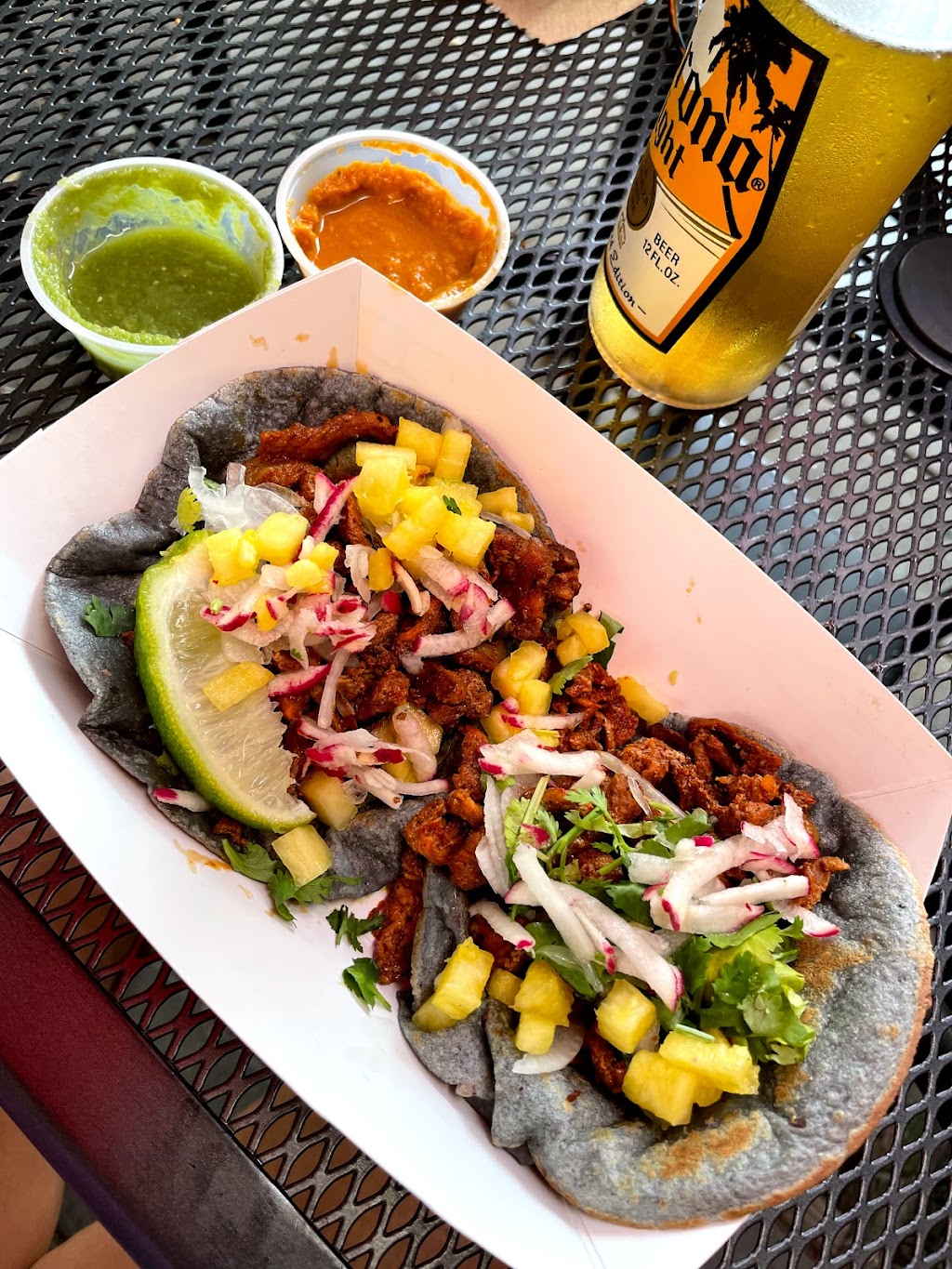 El Travieso taqueria | restaurant | 4953 Xerxes Ave S, Minneapolis, MN 55410, USA | 6129229235 OR +1 612-922-9235